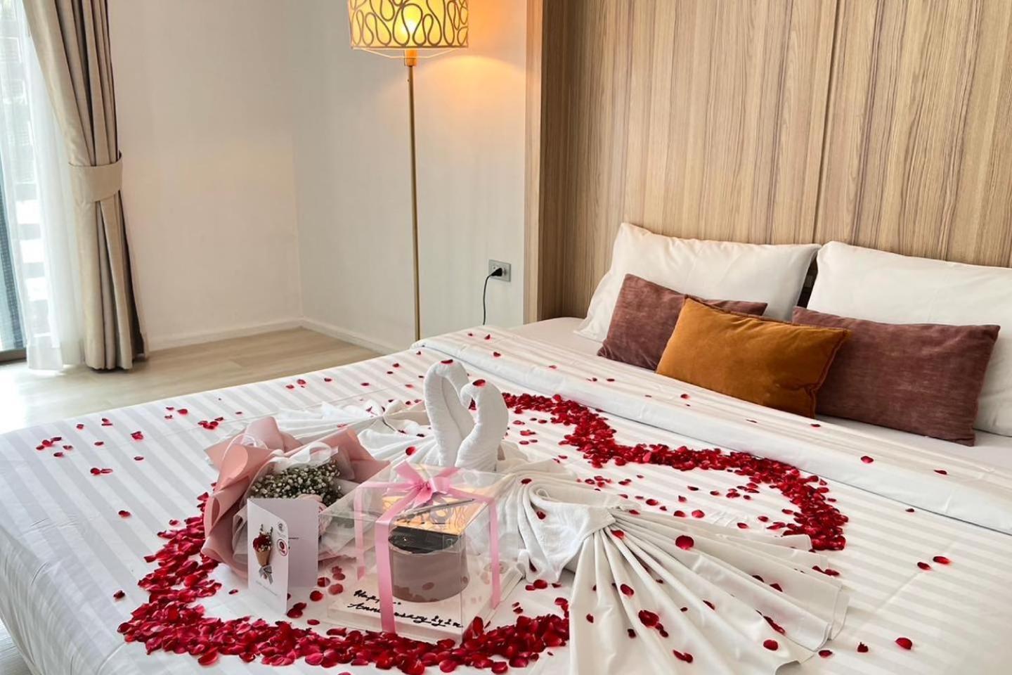 S2 Hotel - Sha Plus Certified Bangsaen Eksteriør billede